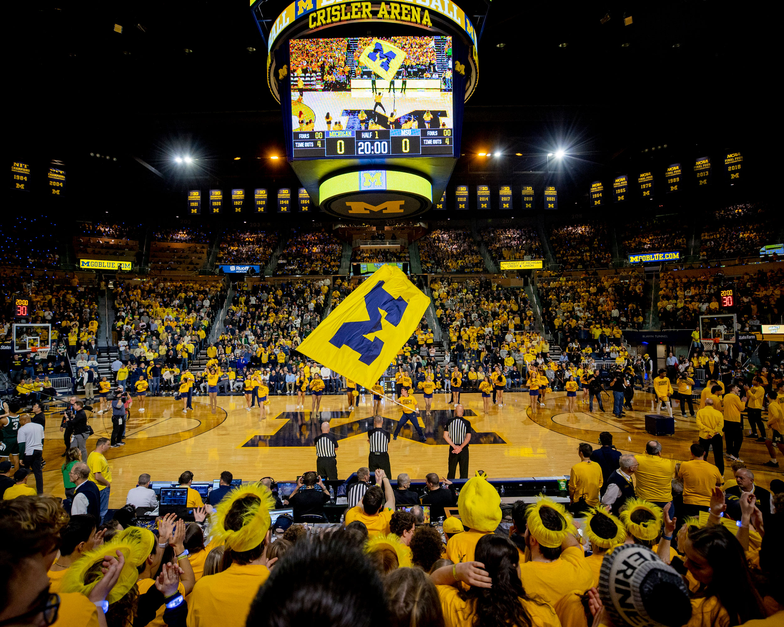 Michigan Men's Basketball Season Ticket Renewals - Commit and Win